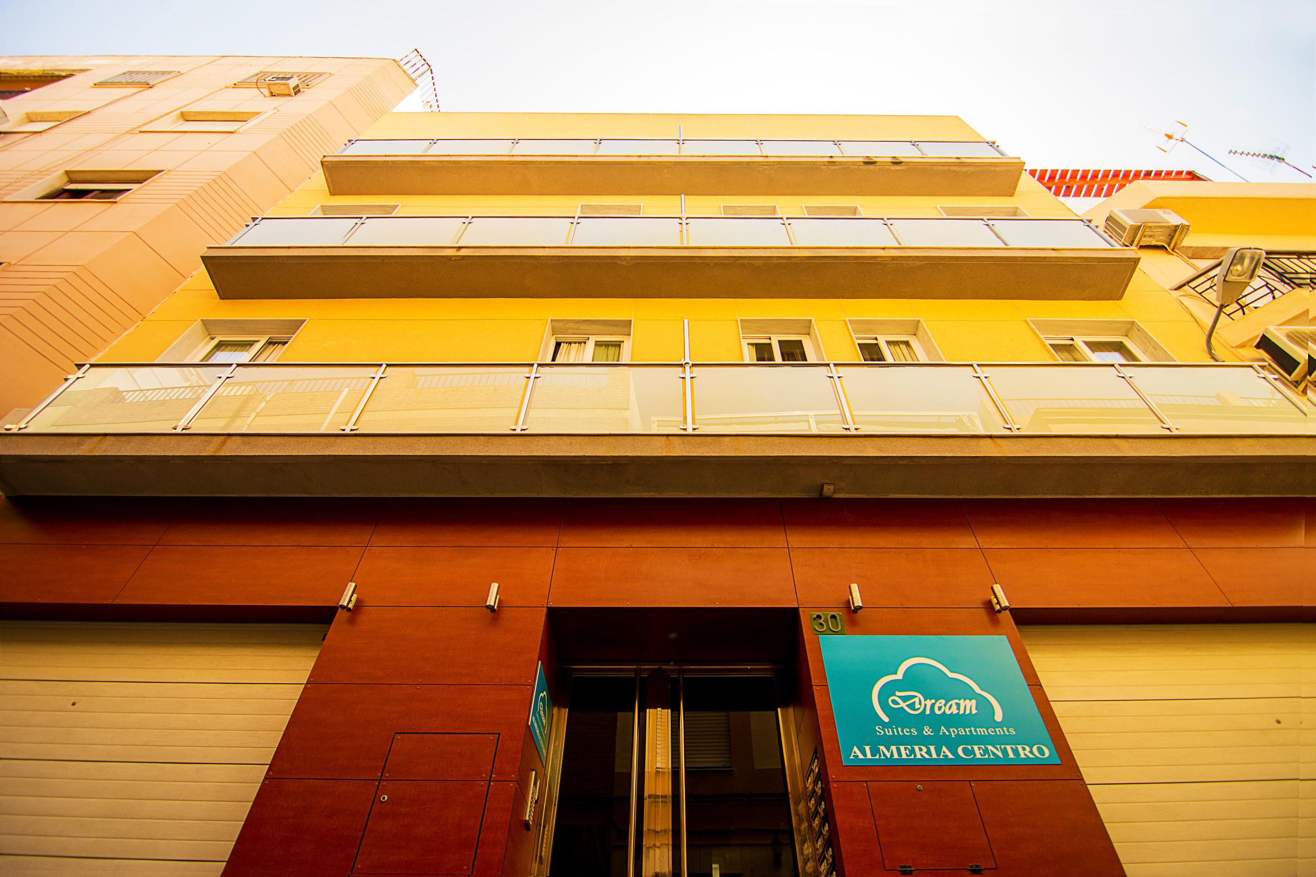 Dream Suites And Apartments Almeria Centro Esterno foto