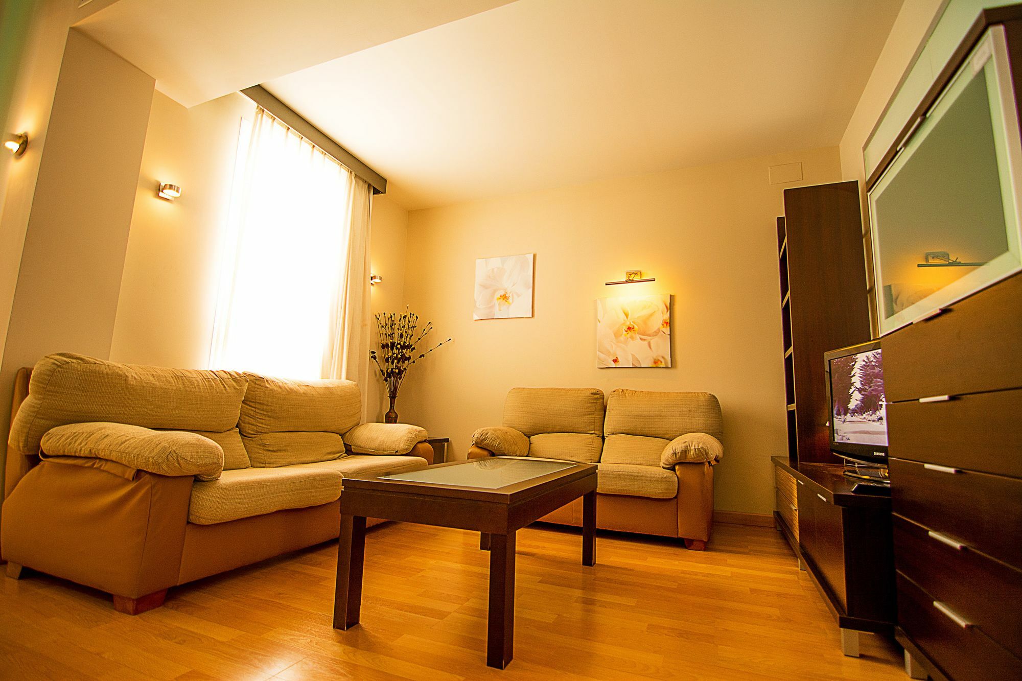 Dream Suites And Apartments Almeria Centro Esterno foto