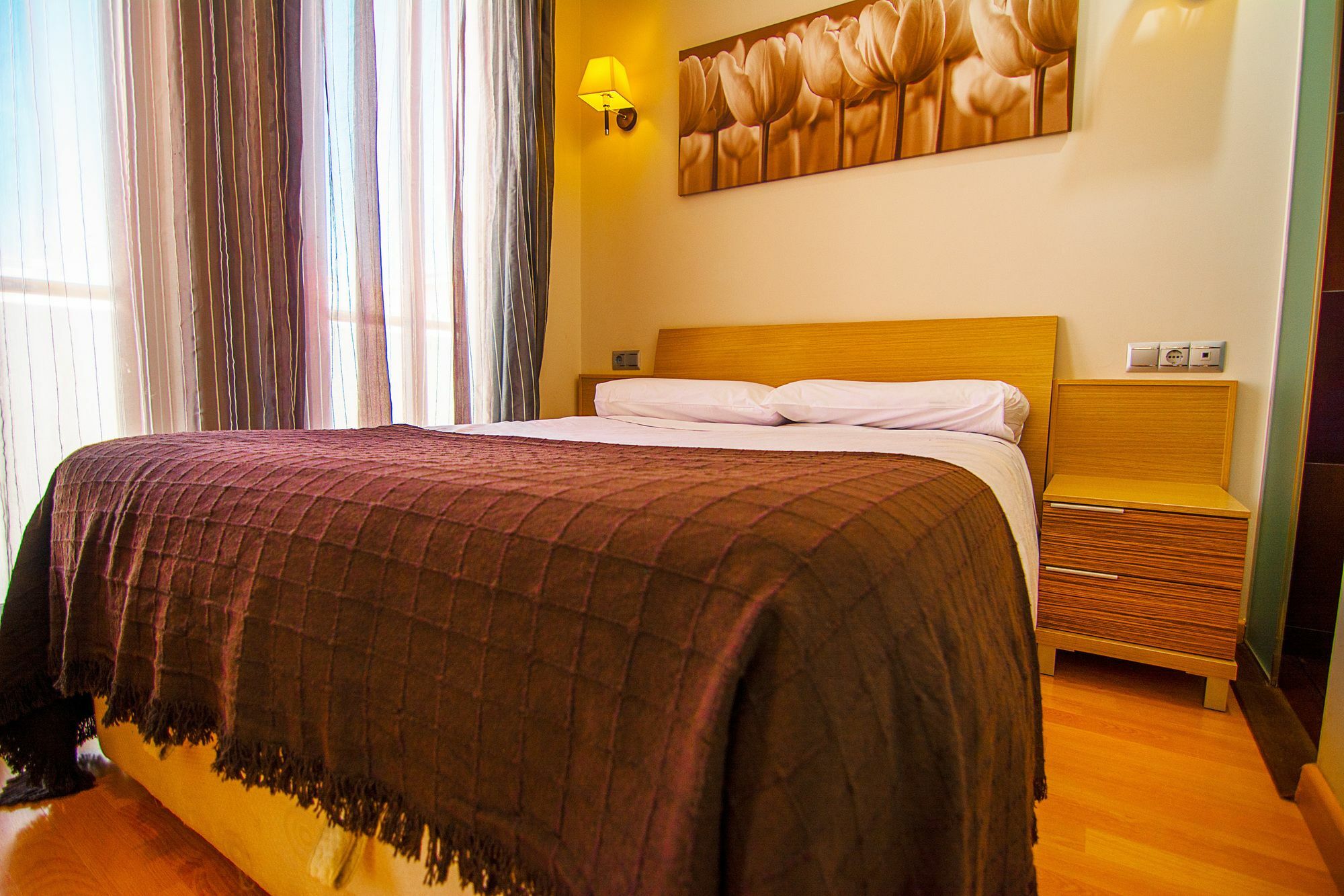 Dream Suites And Apartments Almeria Centro Esterno foto